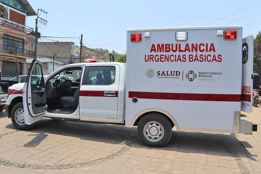 Recibe La Sierra De Guerrero Dos Ambulancias De Urgencias B Sicas En